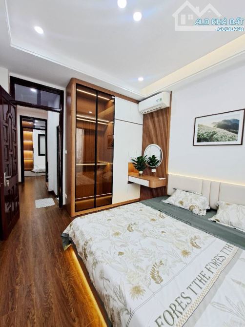Bán Nhà Kim Giang- 40m- 4 tầng- giá 8 tỷ 640 triệu-  fun nội thất- tiện ích ngập tràn - 3