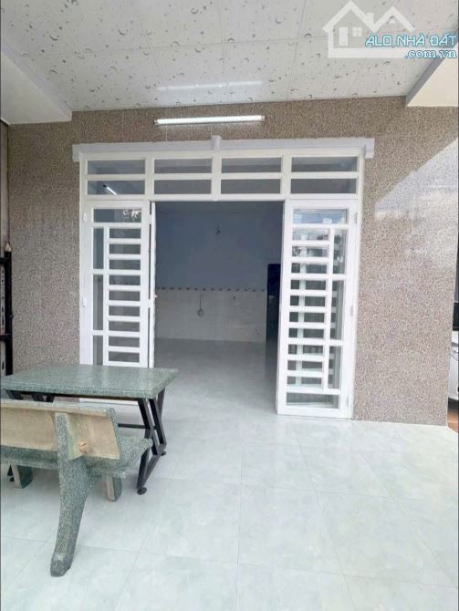 Bán gấp hạ 100 triệu nhà cấp 4 gần trường cấp 1,2 Định Hoà giá 2 tỷ 550 - 3