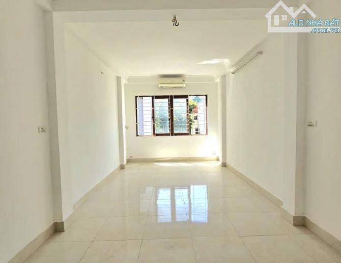 Bán nhanh Siêu phẩm Cầu Giấy, ô tô đỗ cổng, DT 45 m2, giá nhỉnh 13 tỷ. - 3