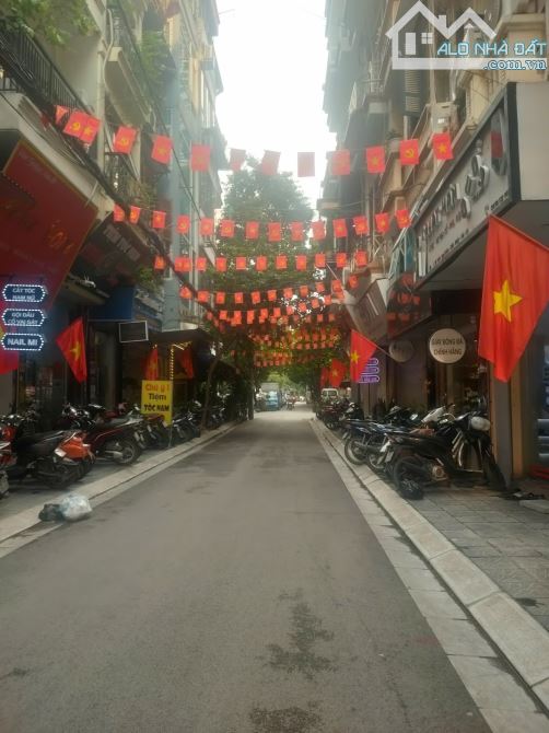 BÁN NHÀ PHÂN LÔ HOÀNG QUỐC VIỆT, VỈA HÈ, ÔTÔ TRÁNH, KINH DOANH, DT 48M2 GIÁ 15 TỶ 600 - 3