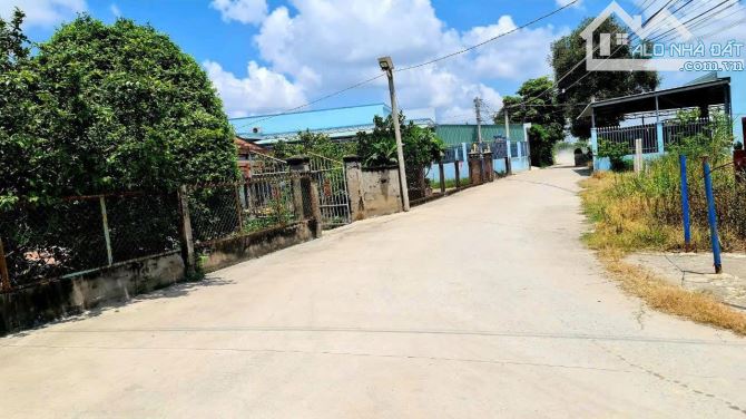 Bán nền đất đường bê tông 5x38m, xã Đức Hòa Đông, Đức Hòa, Long An. Giá 1.6 tỷ - 3