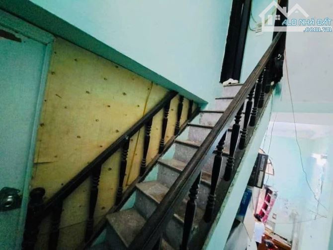 NGUYỄN TRÃI - THANH XUÂN - 43M - 12,6 TỶ- PHÂN LÔ QUÂN ĐỘI - NGÕ THÔNG CÁC NGẢ - Ô TÔ - 3
