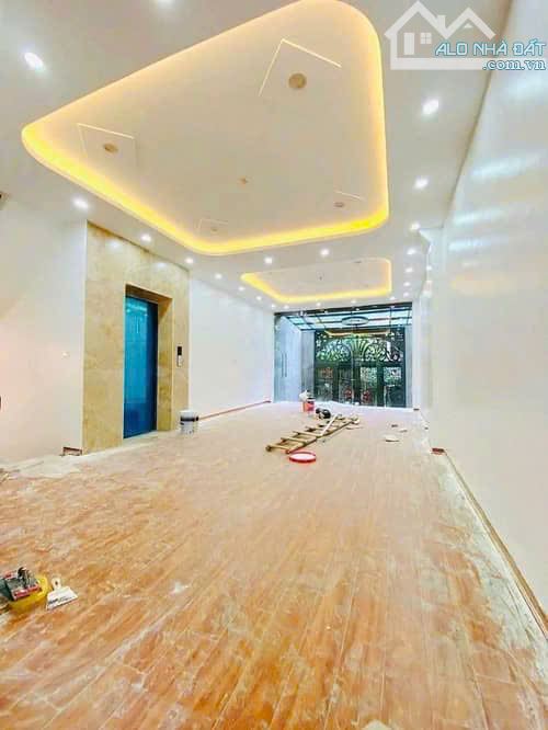 BÁN NHÀ ĐANG HOÀN THIỆN THANG MÁY PHỐ TRẦN KHÁT CHÂN DT 40M MT4.5M 5 TẦNG GIÁ 13 TỶ - 3