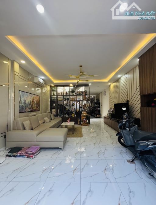 DIỆN TÍCH KHỦNG 107M2 - VỊ TRÍ ĐẮC ĐỊA NGAY BÌNH LONG TÂN PHÚ CHỈ 8,X TỶ - 3