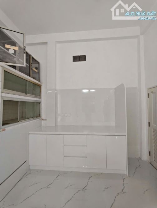 Cho thuê nhà 7 triệu 2 phòng ngủ gần Vincom Hùng Vương - 4