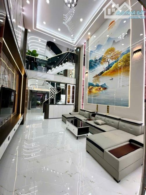 Nhà mới Ở Ngay Hẻm Xe Hơi – 4m x 19m – 5 Tầng đep lung linh – Thạnh Lộc – Giá 6.8 Tỷ TL - 4