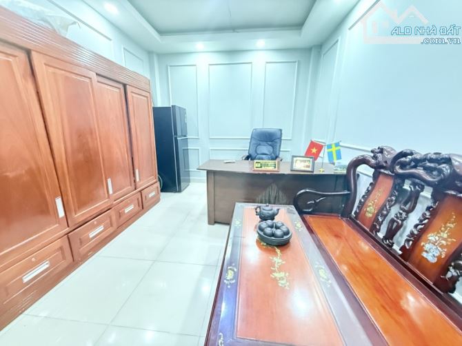 BÁN NHÀ MẶT TIỀN 60M2 5 TẦNG NGANG GẦN 4M 7PN CHDV TRƯỜNG CHINH  10.9 TỶ. - 4