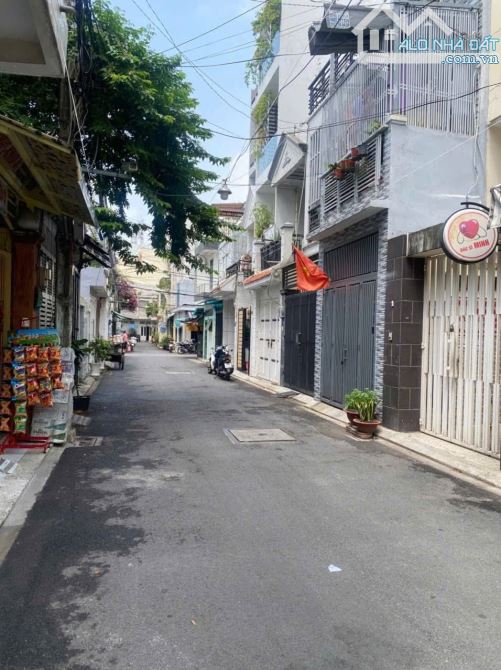 Nhà Cho Thuê Nguyên Căn Hẻm Xe Hơi Huỳnh Văn Bánh Phú Nhuận - 4