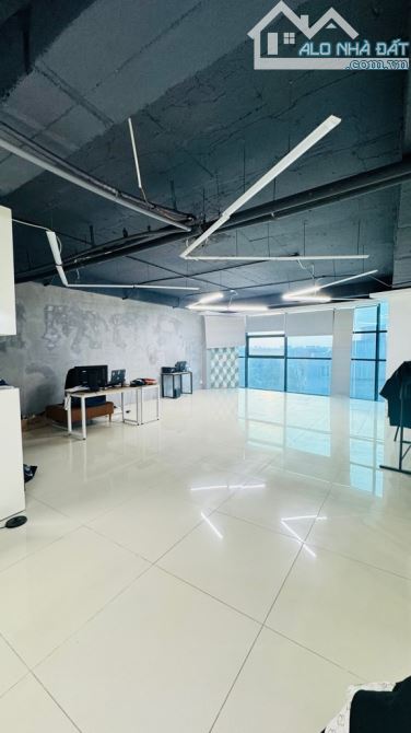 Tòa Nhà Văn Phòng 6 Tầng + 1 Tầng Hầm, LÔ GÓC, ĐƯỜNG 15M, 255M2 Vị Trí Kim Cương LONG BIÊN - 4