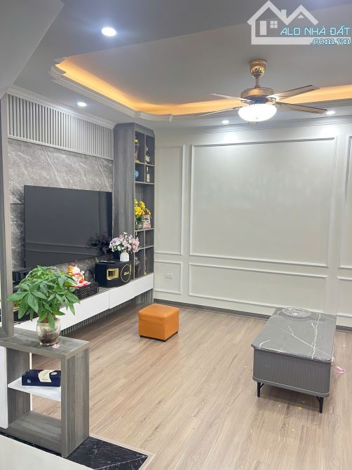 NHÀ ĐẸP LÔ GÓC - 37M2 - 5 TẦNG - AN KHÁNH - 4