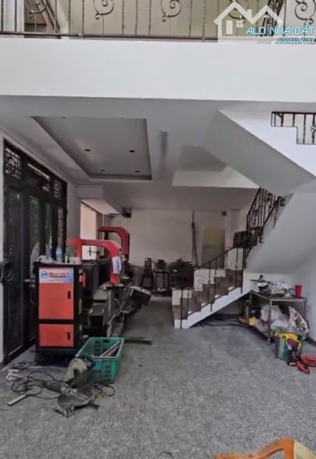 Bán nhà ngang 8m, tại An Dương Vương, 4 tầng, 6,7 tỷ, 102m2, 4PN, 4WC, view đẹp - 4