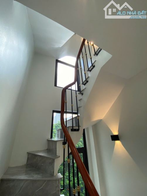 CĂN GÓC CỰC SÁNG VÀ THOÁNG TẠI CHIẾN THẮNG - VĂN QUÁN - 5T - CHỈ 6.5 TỶ - 4