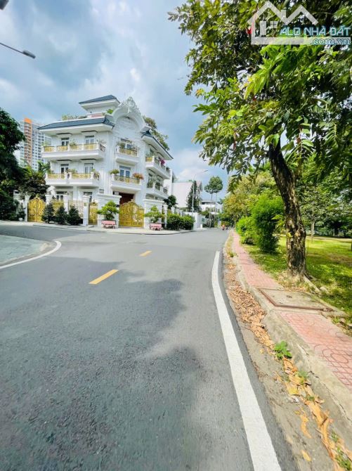 Nhà đẹp mới cứng 3 tầng sân thượng _Công viên Sông Giồng Ông Tố xanh mát, An Phú _ 130m2 n - 4