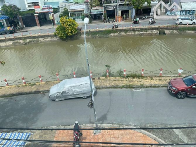 bán nhà góc 2 mặt tiền đường huỳnh cương, ninh kiều cần thơ, trệt 4 lầu ( 8.9m x 11.7m ) - 4