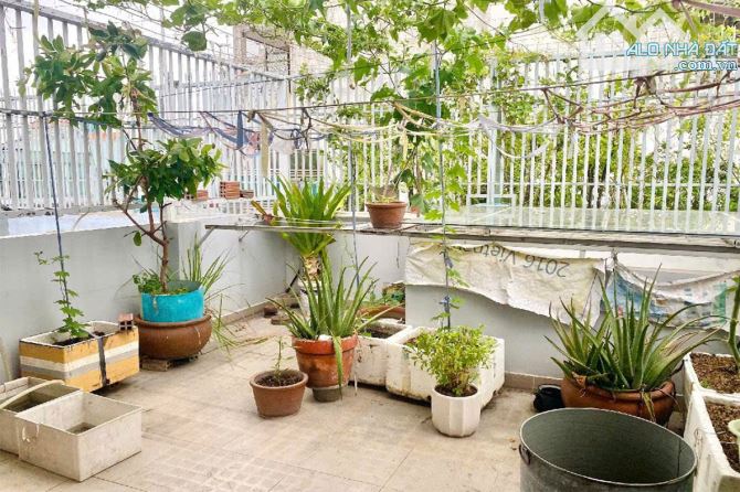 Bán nhà Tứ Hải, Tân Bình, 4 Tầng, 4m x 18m vuông vức, gần Mặt tiền - Giá 9.7 tỷ TL - 4