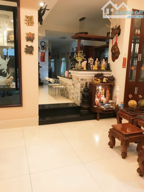 Gấp bán nhà Nguyễn Thị Định, Thủ Đức, Quận 2(cũ), dt 320m2, giá 25 tỷ. - 4