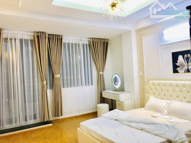Bán nhà 4 tầng  mới đẹp  sát mặt tiền Nguyễn Oanh  P17  Gò Vấp  Hẻm 5m 4.1x19m Giá 10.6 tỷ - 4
