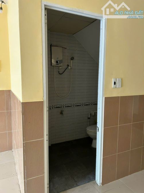 Cần Bán Nhanh Căn Shophouse CT7B Mặt Tiền Đặng Vũ Hiệp KĐT Vĩnh Điềm Trung !! Giá 3tỷ5 - 4