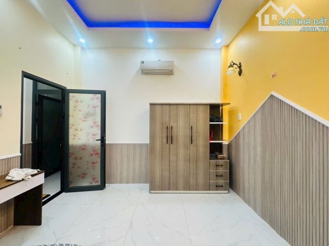 Nhà mới đường huyện ĐH25C khu dân cư đông đúc - 4