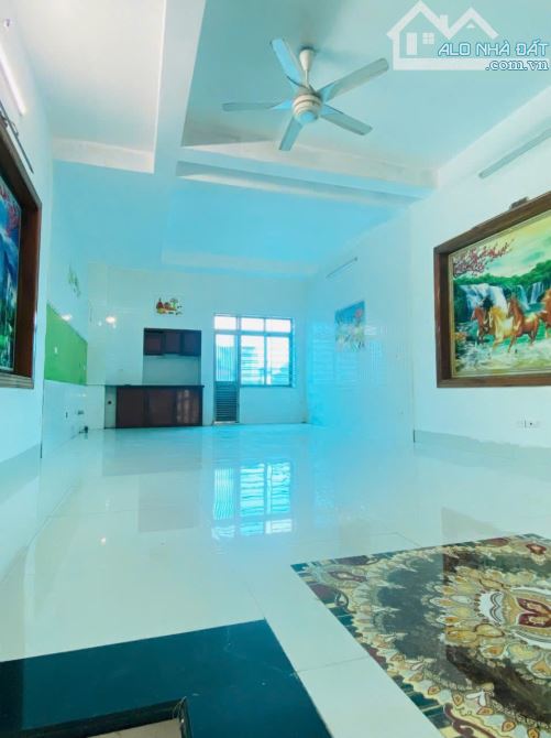 Bán căn nhà đẹp tại mặt phố Tôn Đức Thắng, Khai Quang, Vĩnh yên, Vĩnh Phúc. Giá 12 tỷ - 4
