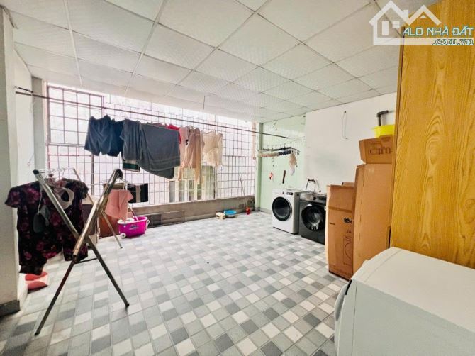 Bán phân lô Trần Quốc Hoàn - Ô tô tránh, 2 thoáng, Nhỉnh 21 Tỷ, 60m, mặt tiền 5m - 4