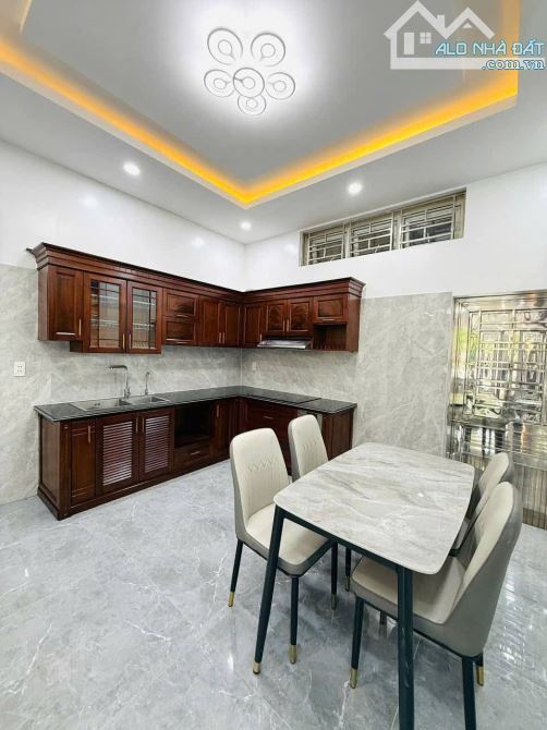 Bán nhà 4 tầng đẹp khu phân lô cao cấp Thư Trung – Văn Cao – giá chỉ 4,58 tỷ - 4