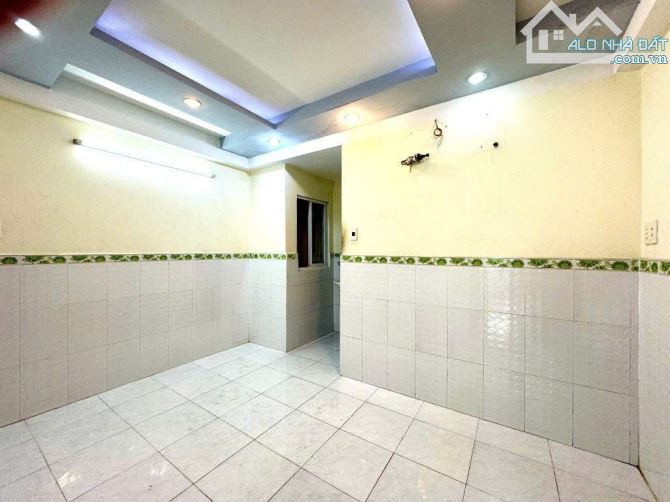 Gò Vấp - 41m2 - 4Tầng - 3 PN - 5.1 tỷ - Hẻm ôtô- Hoàn công - SHR - 4