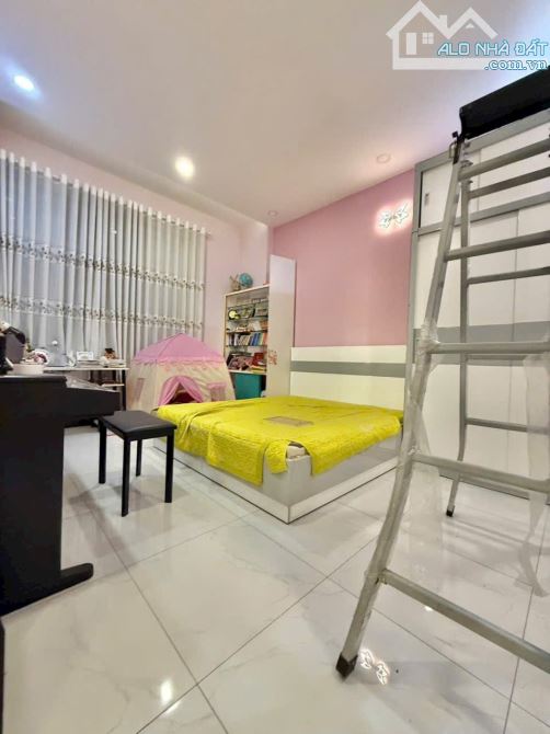 🏡 SIÊU PHẨM KẾ Q8 6M X 14M .3 TẦNG CHỈ 7TY2 TL CÁCH BX Q8 1 KM, CÁCH NG VĂN LINH 600M MT - 4