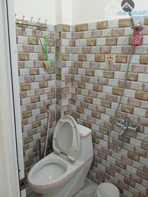 Chỉ 1 tỷ 6 nhà cấp 4, đường số 2, quận bình tân - 4