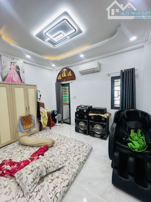 Nhà 5 tầng 4×13,5 hẻm 7m khu tên lửa bán nhanh 6,9 tỷ còn TL - 4