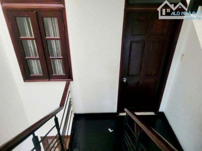 💥VÀI BƯỚC RA CHỢ PHẠM VĂN HAI - P.3 - TÂN BÌNH - 66M2 - 5 TẦNG -  6 PN - 6WC 👉 8,2 TỶ - 4