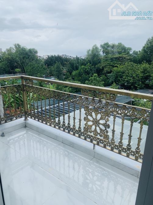 Bán gấp nhà đẹp ở ngay Phạm Thế Hiển, hẻm cao ráo rộng rãi, 100m2, 4T, SHR, HCĐ. - 4
