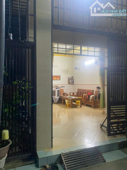 Bán  nhà Tân Vạn cách đường Bui Hữu Nghĩa 20m - 4