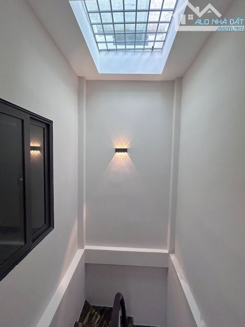 BÁN NHÀ ĐẸP KHƯƠNG TRUNG DÂN XÂY CHẮC CHẮN, FULL NỘI THẤT, 20M RA Ô TÔ GIÁ 8,79 TỶ - 4