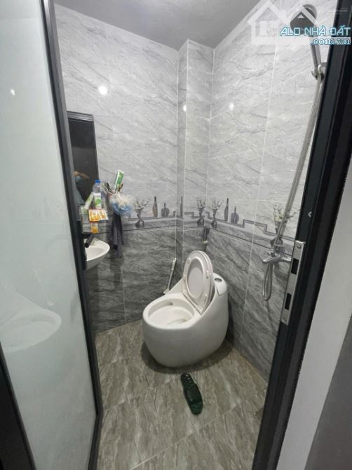3.79 tỷ - 27m2 nhà mặt ngõ phố Trương Định - lô góc oto đỗ cửa, KD, không QH, 4 ngủ, 4 - 4