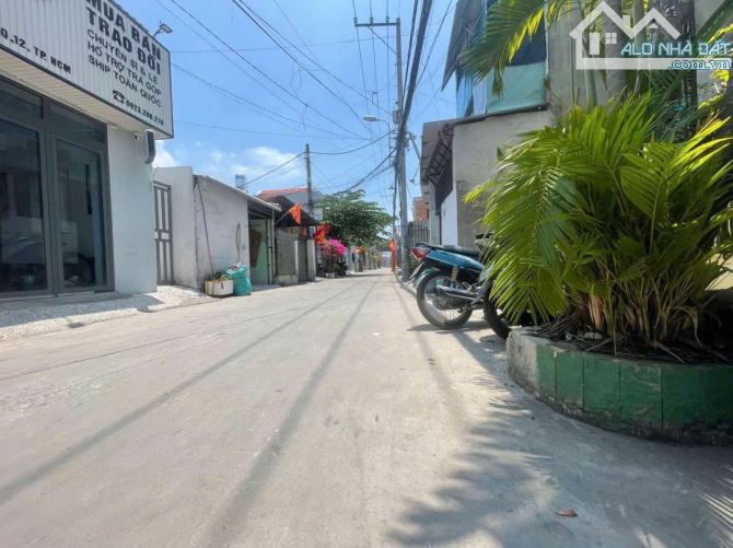 Bán nhà 2 tầng ngang 6m-183m2 CN đủ hẻm xe hơi thông sát mặt tièn đường lớn Trung mỹ tây - 4