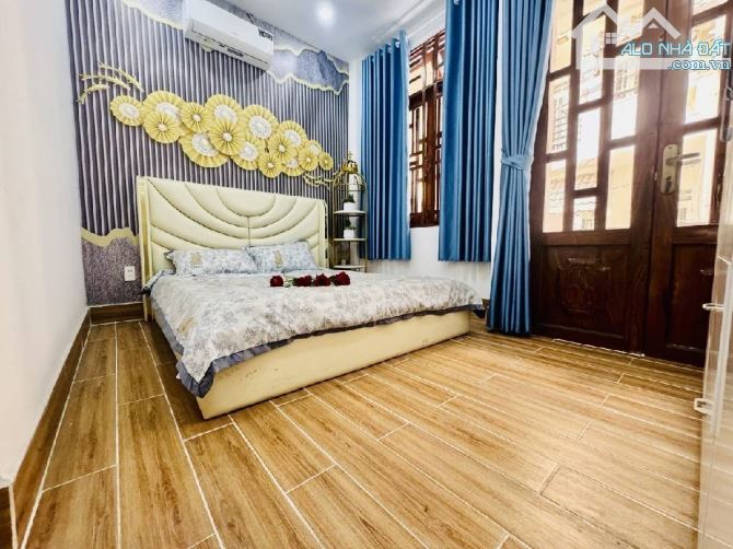 SIÊU PHẨM NHÀ PHỐ - 4 TẦNG NỞ HẬU - 4 x 12m - ÔTÔ TRONG NHÀ, PHẠM VĂN CHIÊU GÒ VẤP, 6.X TỶ - 4