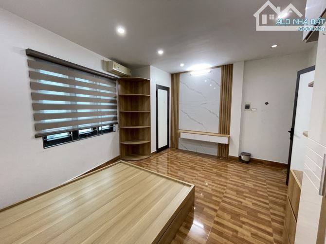 BÁN NHÀ THẠCH BÀN, Ô TÔ VÀO NHÀ, 33M2, 5 TẦNG, FULL NỘI THẤT Ở LUÔN, 7,1 TỶ - 4