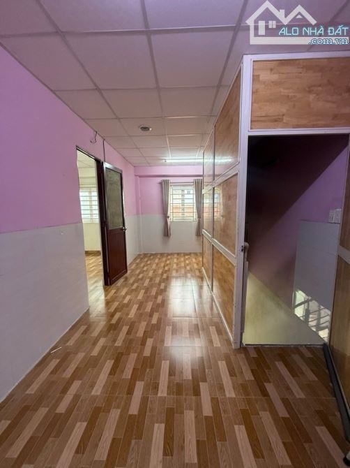 Nguyễn Sỹ Sách , Tân Bình, Cách 1 Căn Ra Hẻm xe Hơi, 5.8m x 6.5m, Giá 4 Tỷ TL - 4