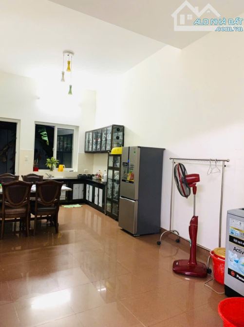 CHO THUÊ NHÀ 1 TRỆT 2 Lầu . Đường Nam Kỳ Khởi Nghĩa P.Vũng Tàu 12Tr - 4