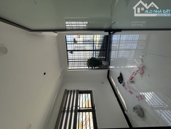 🎉🎉🎉🎉🎉   BÁN NHÀ 3 tầng k3m cách đường Huỳnh Ngọc Huệ 30m - 4