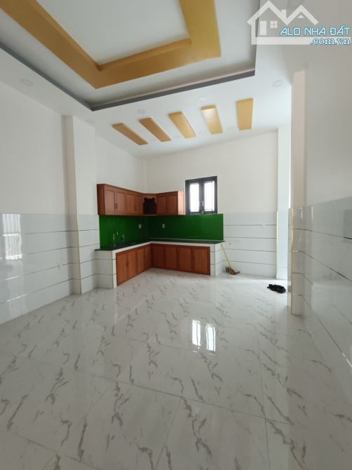 NHÀ CAO 3 TẦNG 5PN, 6WC - TRUNG TÂM QUẬN BÌNH TÂN - GIÁ CHỈ NHỈNH 6 TỶ - 4