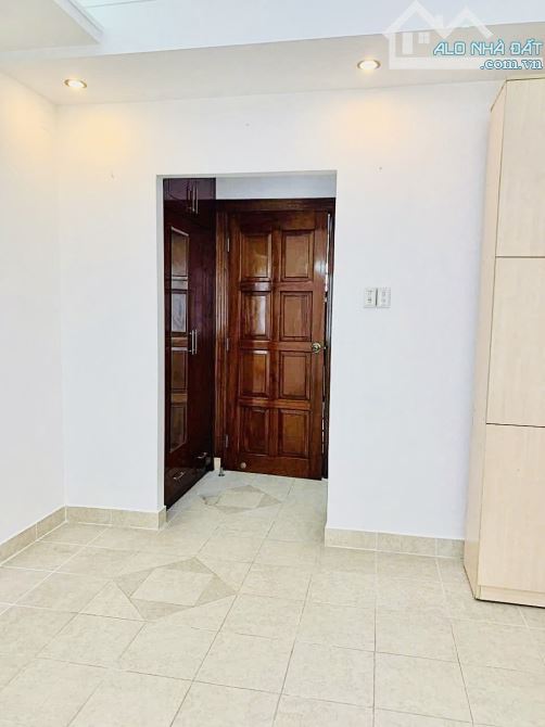 Khu Tên Lửa - Chợ Da Sà - 4 tầng - 4m x 20m - 4PN - Nhà đẹp - 4