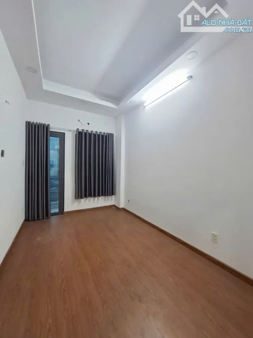 MT Lê Sát, 4 tầng mới, ngang 5.3m, Ở và KD đỉnh, giá 8.35 tỷ TL - 4