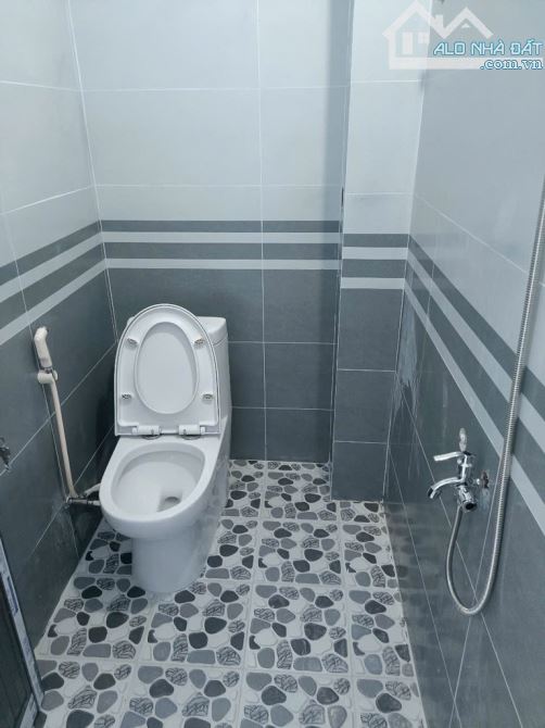 HẺM SÁT MẶT TIỀN TÂN THỚI HIỆP 21 – 1 BƯỚC VỀ GÒ VẤP – GIÁ RẺ 🌹 	Diện tích: 60m² (4x15m). - 4