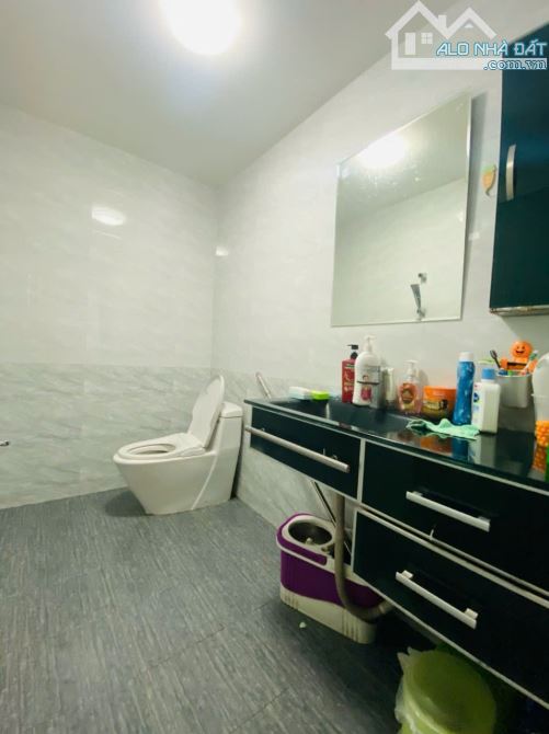 Bán Nhà Sân Vườn Gần Tỉnh Ủy P. Quyết Thắng DT 255m2 Giá 9 Tỷ - 5