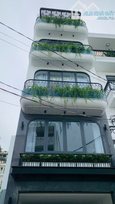 Bán nhà kiểu SPA cạnh trung tâm nhà thi đấu thể thao Quận 7, ô tô ngủ trong nhà gọn ơ. - 5