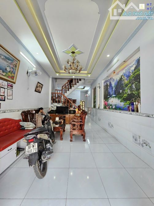 nhà 1 trệt 1 lầu 60m2 3ty3 TL KDC gần chợ Phú Phong 200m, p.Bình Chuẩn, - 5