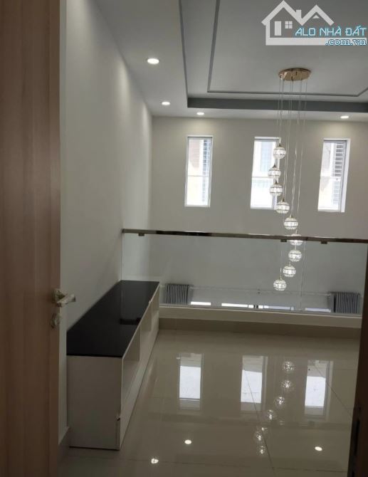 BÁN NHÀ MT NGUYỄN THỊ DIỆU, P.VÕ THỊ SÁU, QUẬN 3. GIÁ 4TỶ880 66M2(5x13M) - 5