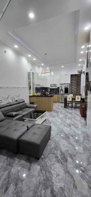 Nhà 2 tầng 4x20m 730 Hương lộ 2 hẻm 8m thông nhỉnh 6 tỷ - 5